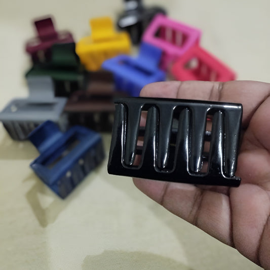 Classic Hair Claw Clip – Strong Hold & Elegant Finish